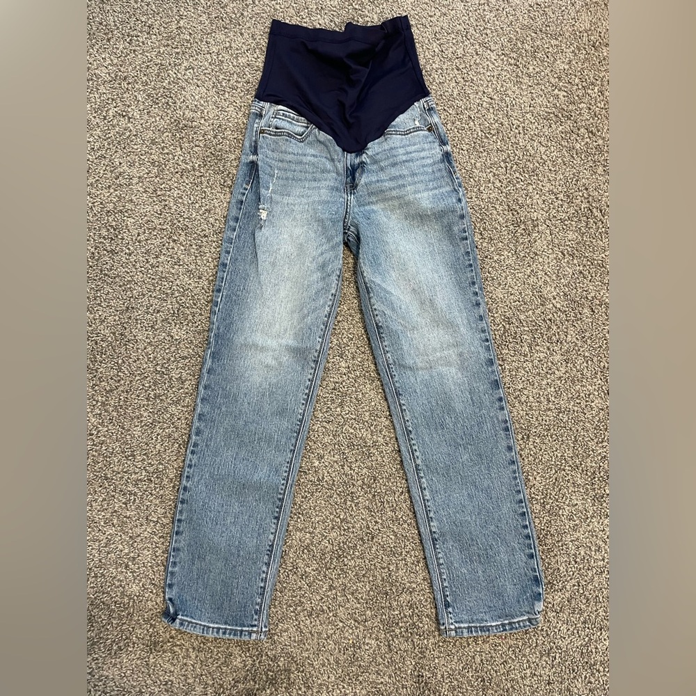 Maternity jeans, size 25, only worn for 2 months